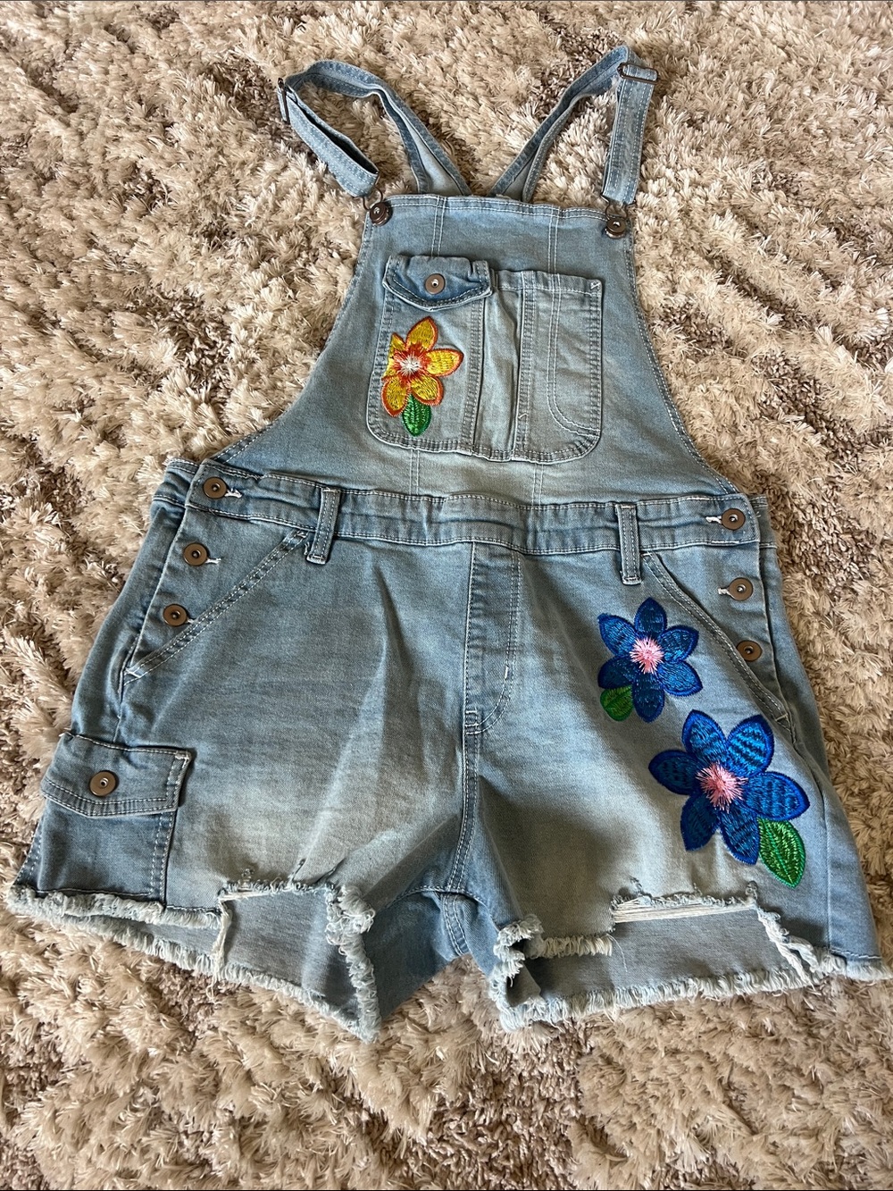 Light Wash Denim Short Overalls with Floral Embroidery. Size large